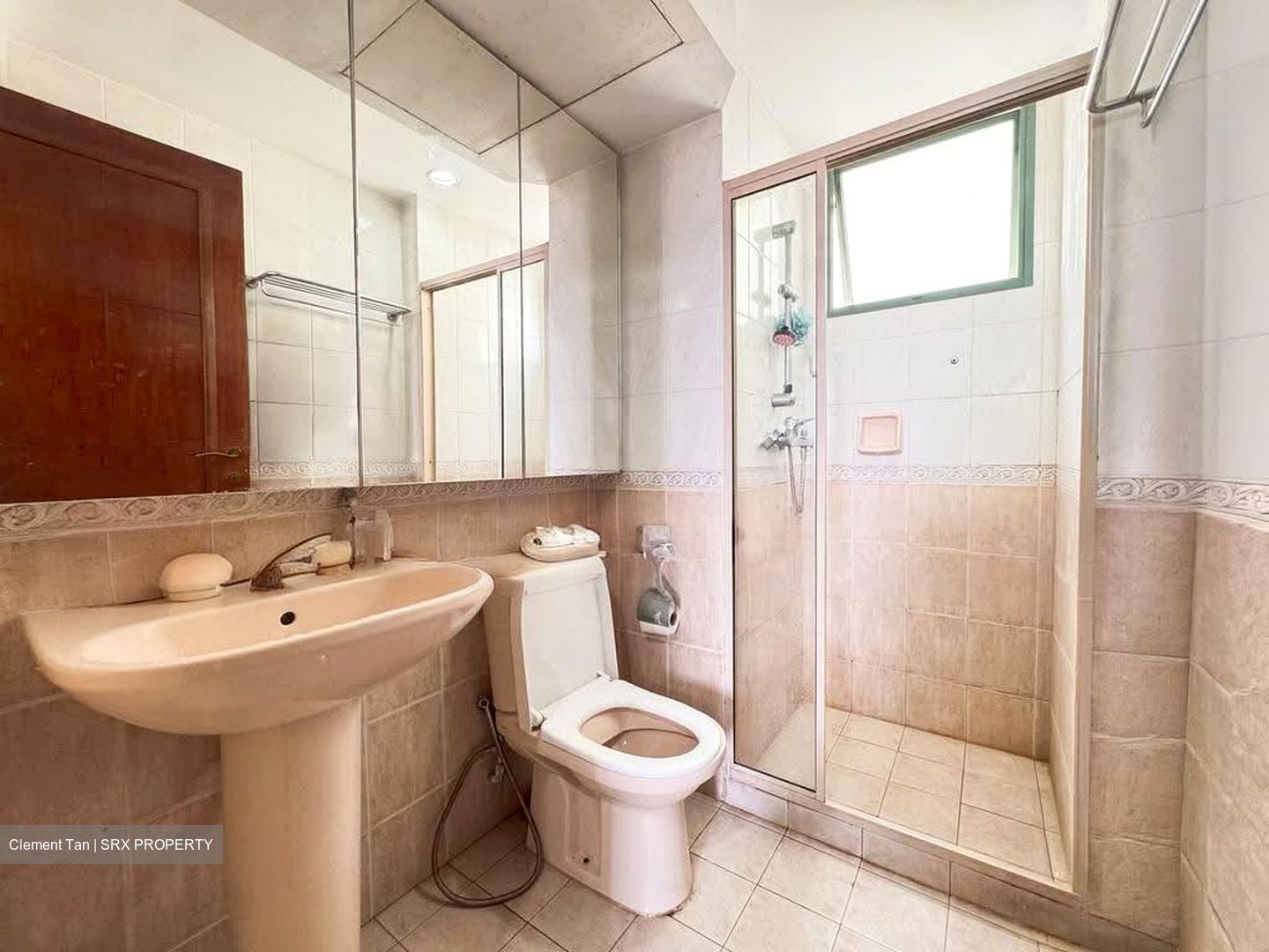 Palm Gardens (D23), Condominium #608019951